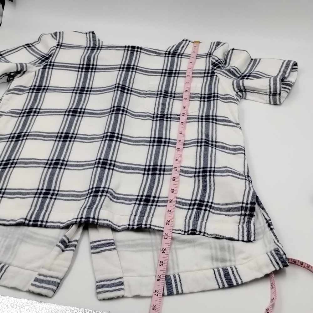Madewell women's small button back blue/white plaid flannel feel material top - Picture 8 of 13